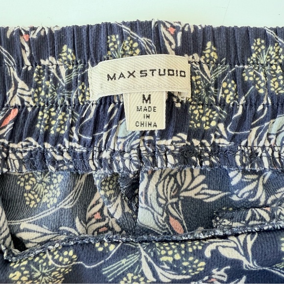 Max Studio Women’s Crepe Floral Cropped Wide Leg Pants-Navy Blue-Size Medium EUC - Picture 7 of 13